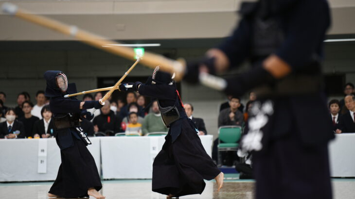 「突き」が多発